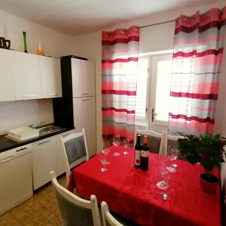 Gojak Apartment Makarska