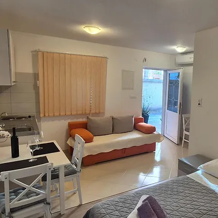 Apartment Gojak *