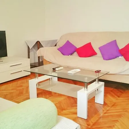 Gojak מאקרסקה