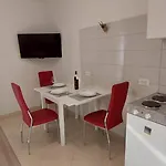 Gojak Appartamento Makarska